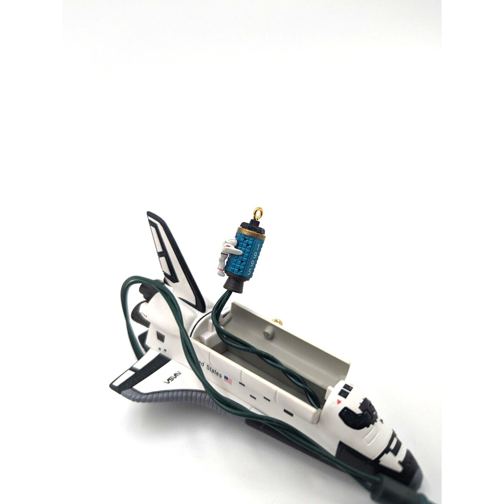 Hallmark‎ Keepsake NASA Space Shuttle Stringer Ornament 1995 - Picture 7 of 16
